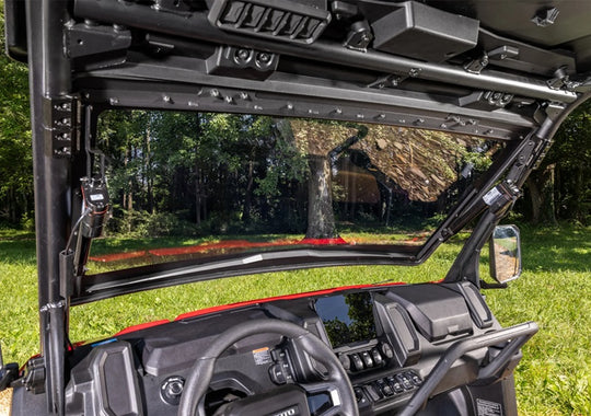 
                  
                    CFMOTO U10 Pro MaxDrive Power Flip Windshield Inside
                  
                