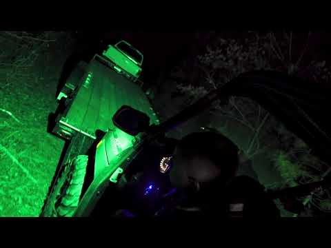 
                  
                    Load and play video in Gallery viewer, Pursuit Night Vision Side View Mirrors - Night Video
                  
                